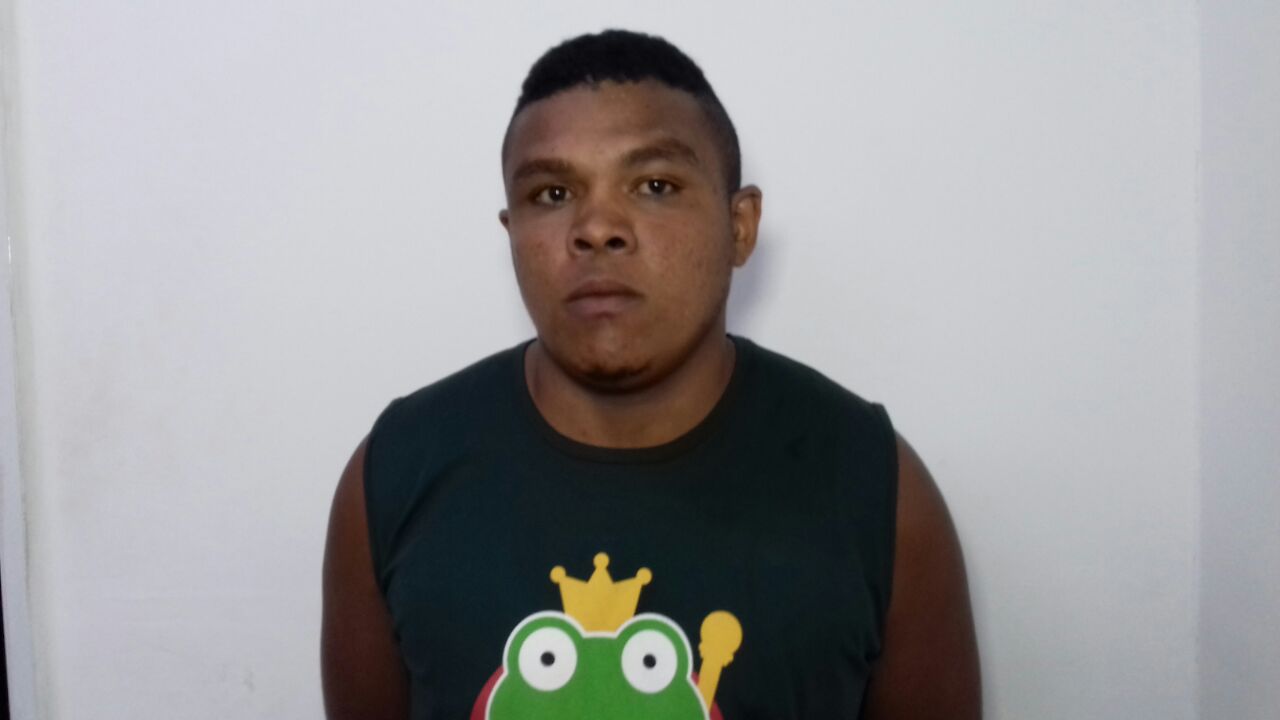 JOVEM QUE BUSCAVA DROGAS EM SÃO PAULO PARA A CIDADE CODÓ É PRESO COM MAIS DE 20 BARRAS DE MACONHA