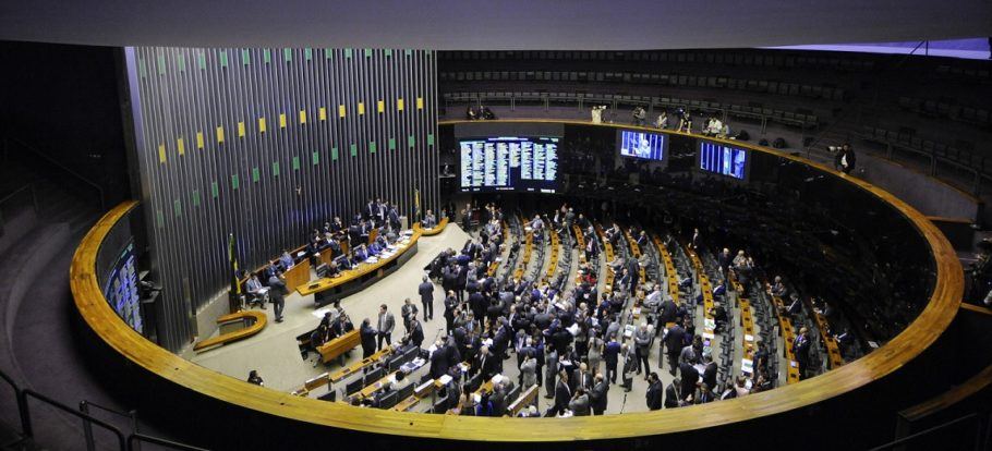 Veja a relação dos deputados estaduais que se reelegeram e os que não conseguiram a reeleição