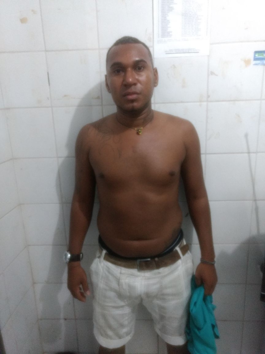 HOMEM É PRESO COM PORÇÕES DE COCAÍNA EM CODÓ
