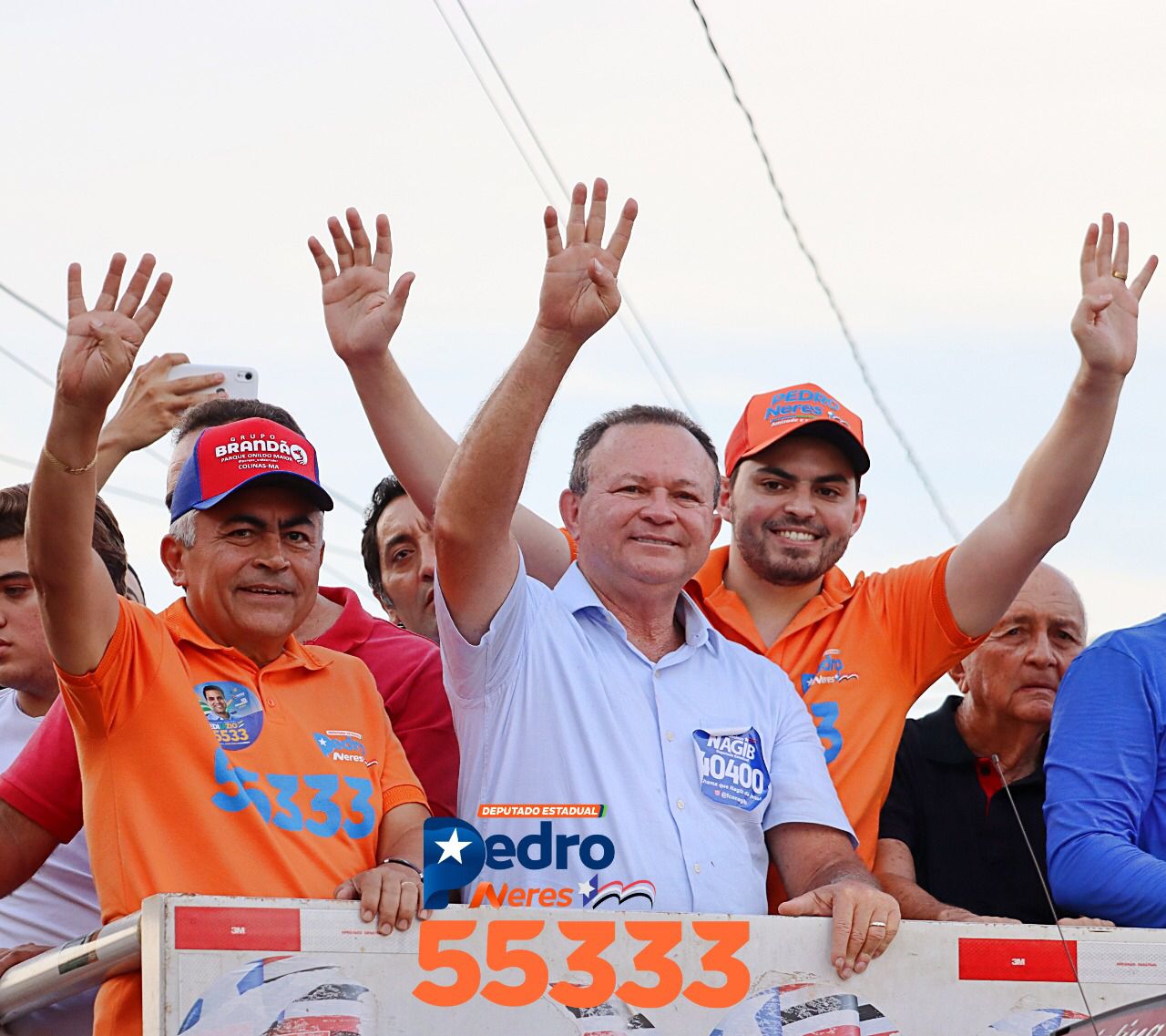 Pedro Neres arrasta multidão em moto-carreata com Governador Carlos Brandão em Codó