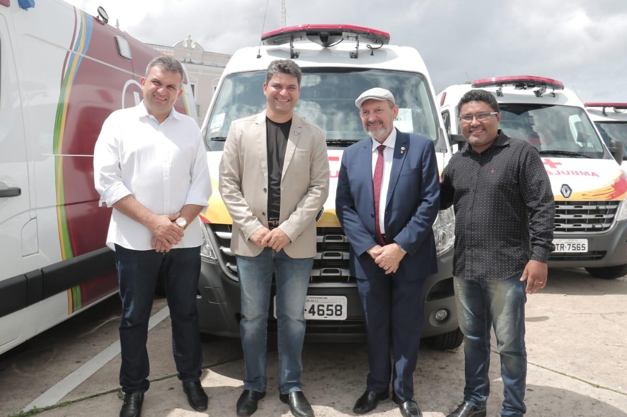 CODÓ ESTÁ RECEBENDO UMA MODERNA AMBULÂNCIA TODA EQUIPADA APÓS UMA EMENDA DO DEPUTADO ZITO ROLIM.