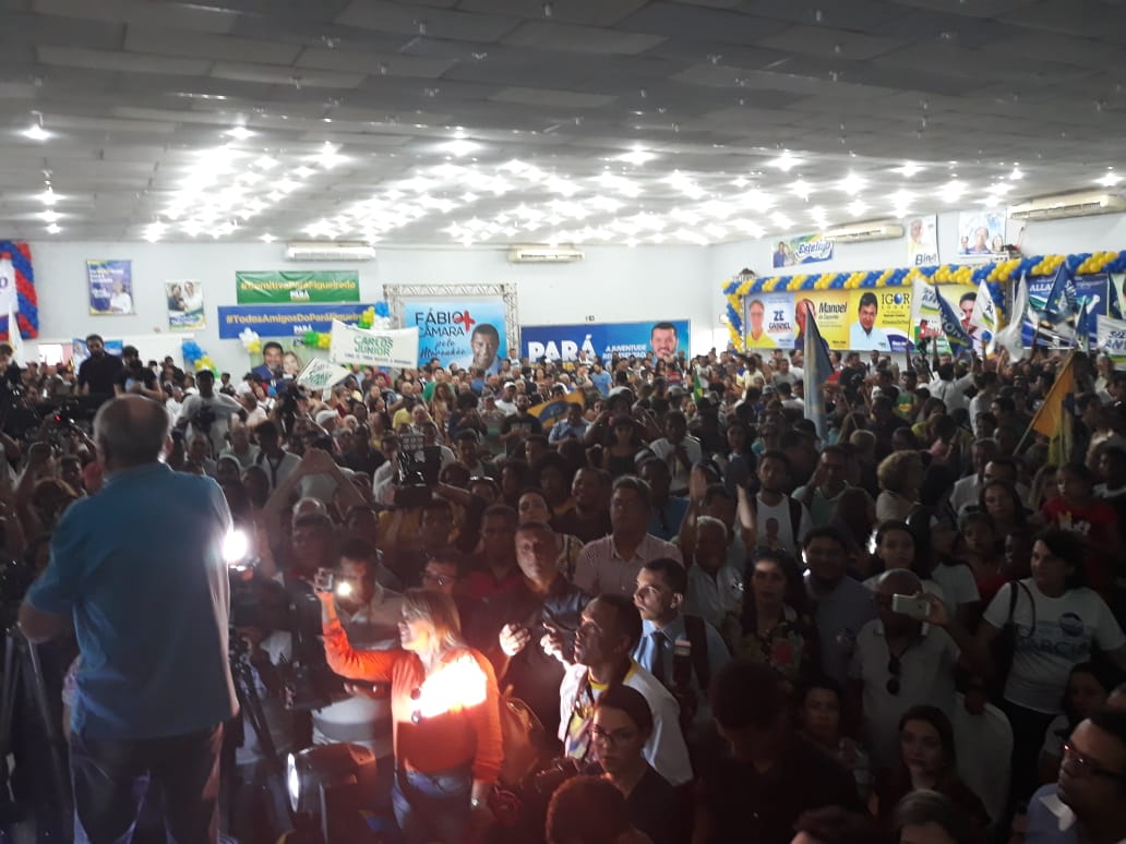 BINÉ FIGUEIREDO HOMOLOGA SUA CANDIDATURA A DEPUTADO ESTADUAL E LEVANTA MULTIDÃO.