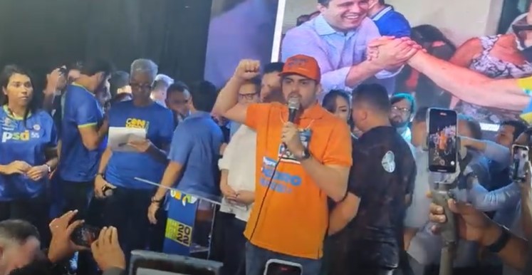 Veja a chegada e o discurso do candidato a deputado estadual Pedro Neres na Convenção Partidária em São Luís