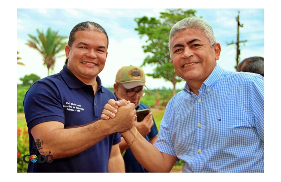 QUEM É O PAI DA CRIANÇA?? SEGUNDO O SECRETÁRIO DE SEGURANÇA PÚBLICA DO MARANHÃO QUEM PEDIU A PATRULHA MARIA DA PENHA PRA CODÓ FOI O PREFEITO ZÉ FRANCISCO E NÃO TEM NADA A VER COM FRANCISCO NAGIB. MAIS O DEPUTADO NAGIB DISSE QUE FOI ELE. E AGORA JOSÉ?