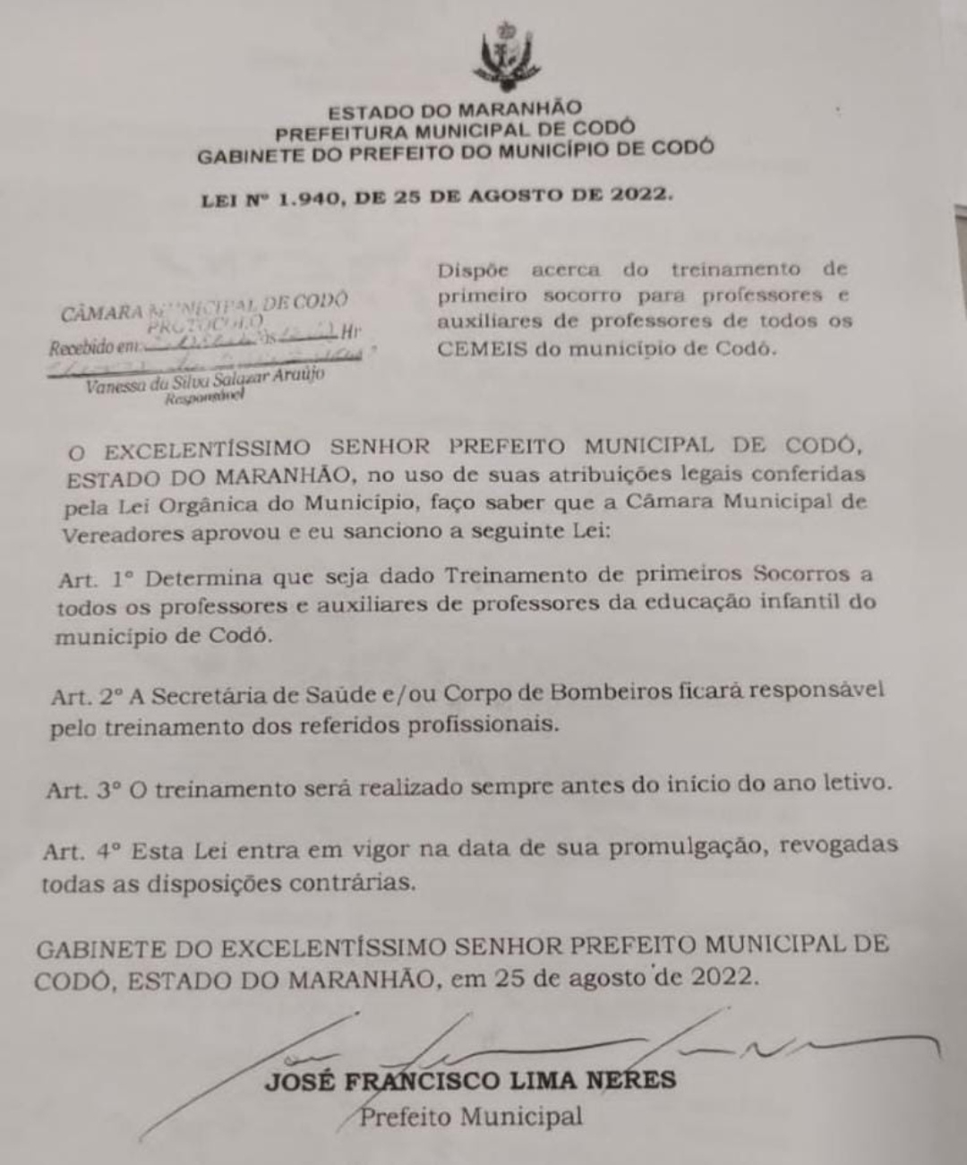 Zé Francisco sanciona lei que prevê capacitação de professores em primeiros socorros; PL é de autoria do Vereador Gracinaldo