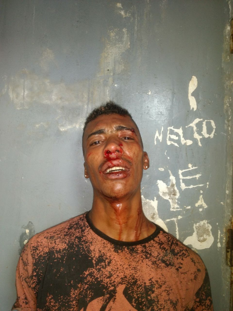 HOMEM É PRESO APÓS AGREDIR A MÃE, FAZER VÁRIAS AMEAÇAS E EFETUAR DISPAROS DE ARMA DE FOGO EM VIA PÚBLICA EM CODÓ