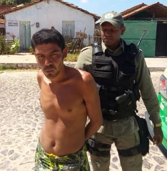 PM PRENDE HOMEM QUE TENTOU MATAR A PRÓPRIA MÃE A FACADAS NO PI