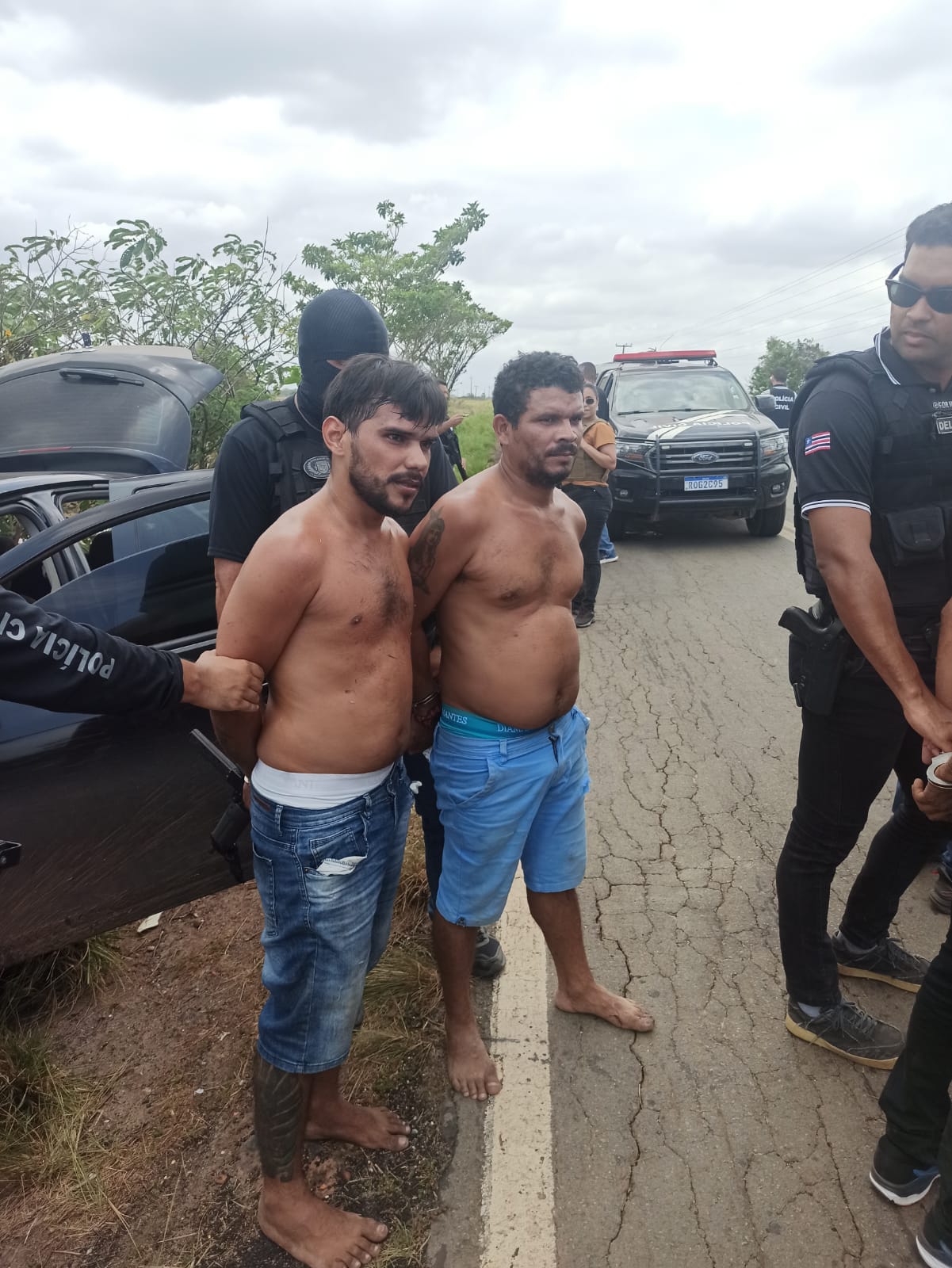 TENTATIVA DE ASSALTO AO BANCO SICOOB EM PRESIDENTE DUTRA. VEJA OS AUTORES DO CRIME