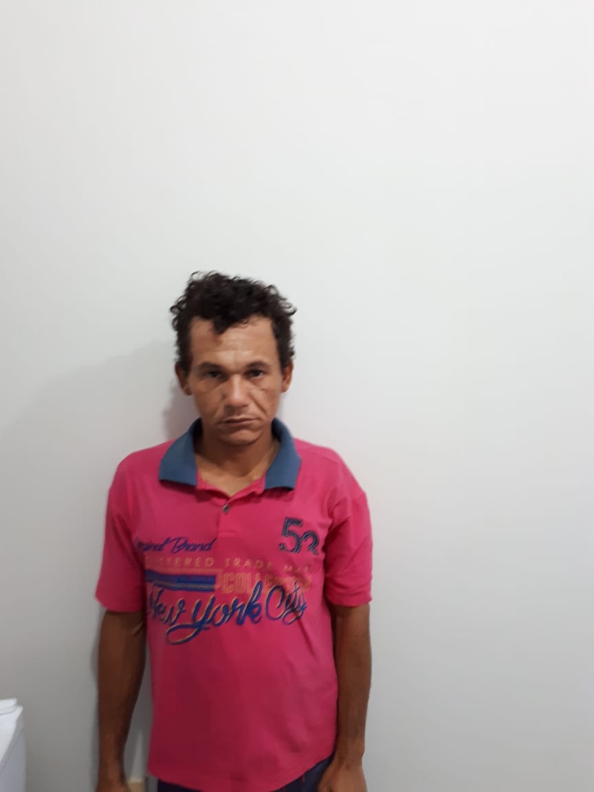 Mandado de prisão em desfavor de MARCO ANTONIO DE BRITO DE HOLANDA, expedido pela 2° Vara de Codó