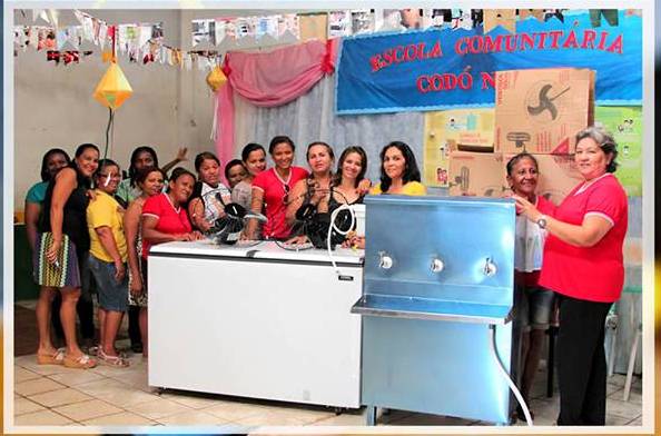 Escola Comunitária do Codó Novo recebe kit escolar para alunos e equipamentos para suas instalações