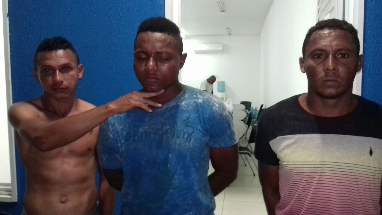 POLÍCIA MILITAR EFETUA PRISÕES DE INDIVÍDUOS POR  PRATICAREM  ASSALTO EM CODÓ